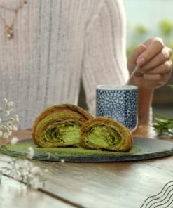 Pudră de ceai Matcha NaturaleBio Organic - Calitate Premium - 50 g. Ceai verde original din Japonia. Ideal pentru băut. Pudră de ceai verde pentru latte, smoothie-uri, băutură matcha. Fabricat în Uji, Kyoto.